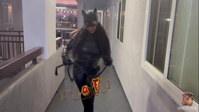 HE BEAT THE CREAM OUT CATWOMANS PUSSY