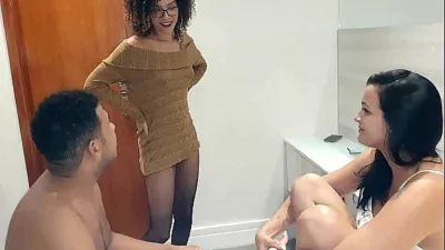 Aysla Andrade apostou o cu no jogo de poker com Leo Ogro e a Lua Doidera foi a croupier