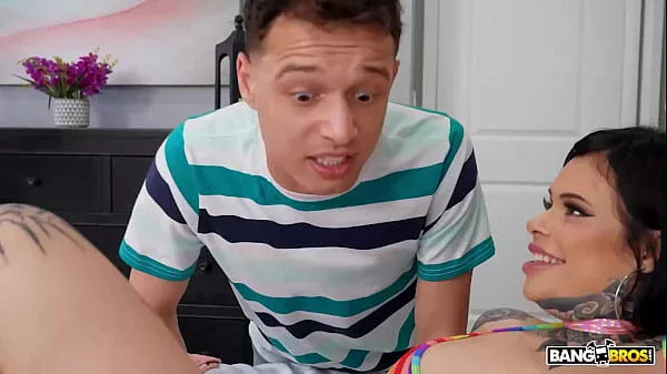 BANGBROS – Cecelia Taylor Tries Cock For The First Time And She Can’t Get Enough Of It