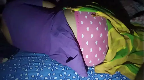 Desi Bhabi in Salwar – Big Ass pressed