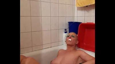 Deutsche Prostituierte Sandra Facefuck Deepthroat kotzen ohne Kondom Teil 1 – Oct 21, 2025