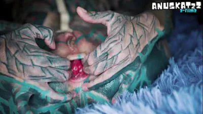 Latex Tattoo Girl’s Anal Masturbation Squirt and Metal Toy