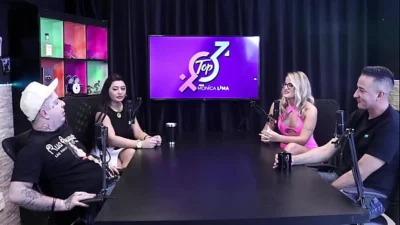 Bruna Carlos e Matheus Caetano no Top Cast – Parte 1: A Putaria que Pegou Fogo na Mesa do Podcast