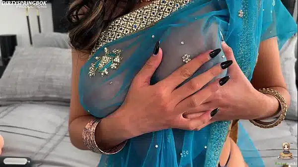 Pakistani Bhabi Aaliyah Yasin Fucks Her Pussy Whilst Speaking Urdu