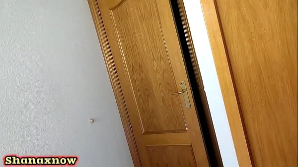 SHANAXNOW RECEIVING MASSAGE WITH ASSJOB AND THROATPIE