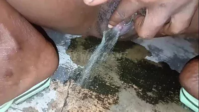 (BTS!!) 2 DIRTY ACCRA SLUTS ROAM THE NIGHT PISS PLAY FINGERING WHILE TALKING DIRTY IN TWI!!!