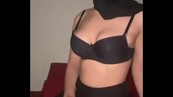 Dirty Muslim Arab Masturbation Video with Hijab Babe Moaning from Clit Rubbing