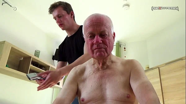 Clip 82O-a Shaving The Old Private – Full Version Sale: $7