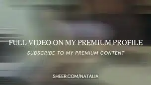 Colegiala hace un trato con su padrastro