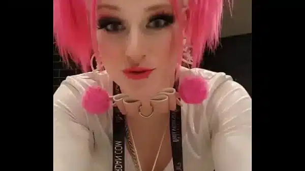 Had the best time at the AVN Expo!  #transgirl #bimbo #bimboner #tattooed #altgirl #pink …
