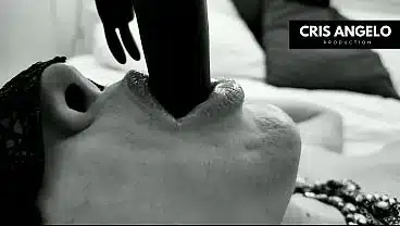 Melany Merry Christmas with Cris Angelo – 20min