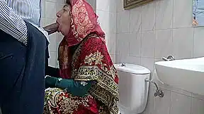 Perverted Turkish Amateur Stepmom Sucking Big Black Cock In Germany