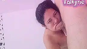 Pretty Girlfriend Sucking