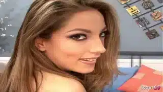 Slim and small Tits Teen Jenna Haze get fucked by white long Cock and let him cum on her Feet