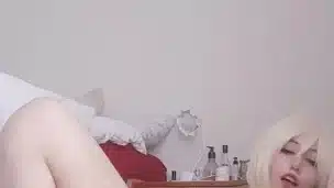 tiktoker se masturba con dildo gigante – nyari1