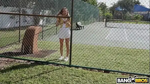 Alexis Rides The Bus