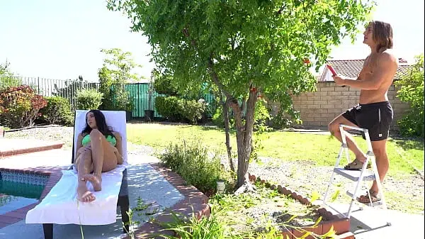 Bikini Babe Aria Sloane Sucks Off The Gardener Before Enjoying Steamy Fuck Fest GP3340