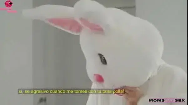 Dando para o coelhinho da pascoa