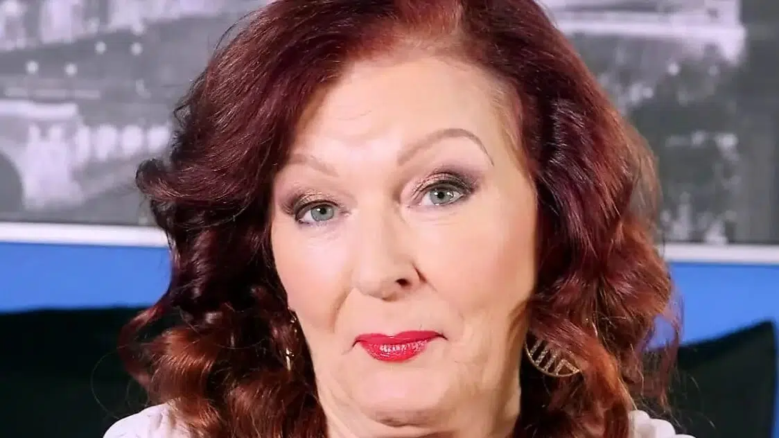 Fuck that hot 73-year-old cunt!