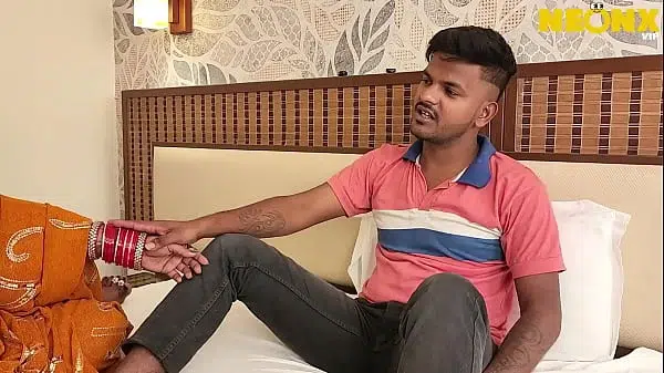 HOT CHACHI NEED YOUNG COCK BIG DICK HARD SEX HUNGRY CHACHI HARDCOR FUCK WITH DESI BOY