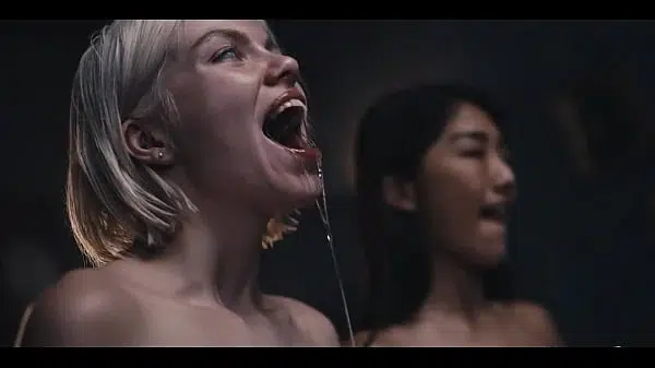 LESBIAN CABIN THREESOME – Foot Fetish Girls Goes After Brunette And Turns Her Into Fuck Toy FULL Pussy Eating Slimy Squirt