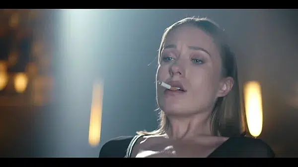 Beautiful Blonde Smoking Cowgirl Sex – Angelika Grays Blowing Cigarette Smoke Handjob