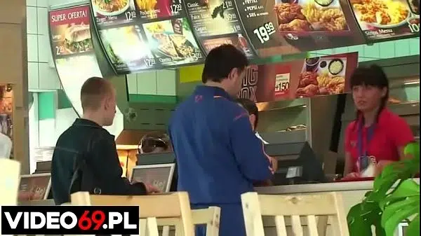 Darmowe filmy erotyczne – Organizujemy zieloną szkołę – występuje Marzena [ Polskie Uczennice ]