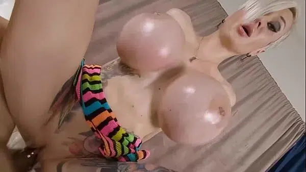 Squrting Milf Tanya Virago fist fucked