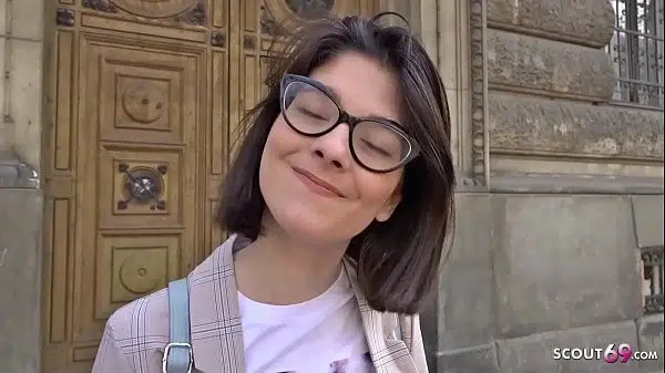 German Scout Erster Arschfick Fuer Schlankes Teen Sara Fuer Geld