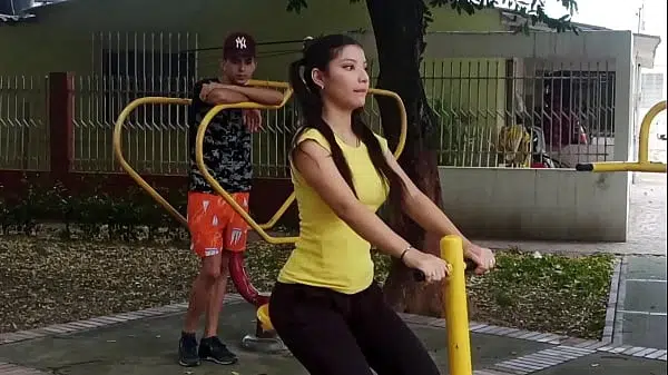 Mi Hermanastra Infiel Colombiana Me Estaba Ensenando Como Hacer Ejercio Y Final Tuvismos Tanto Sexo Como Siempre Lo He Deseado Porno En Espanol