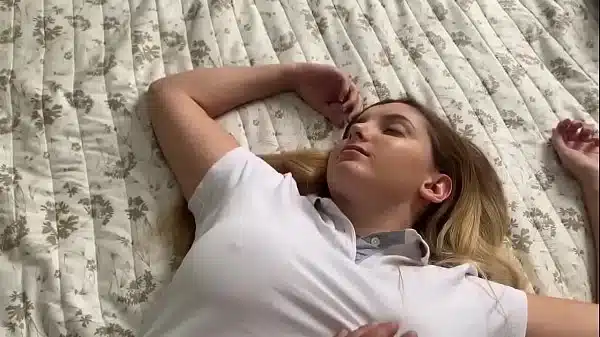 I enjoy my roommate pussy