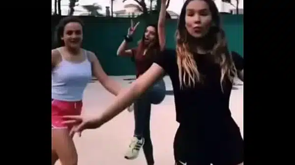 Natalia la puta de todos