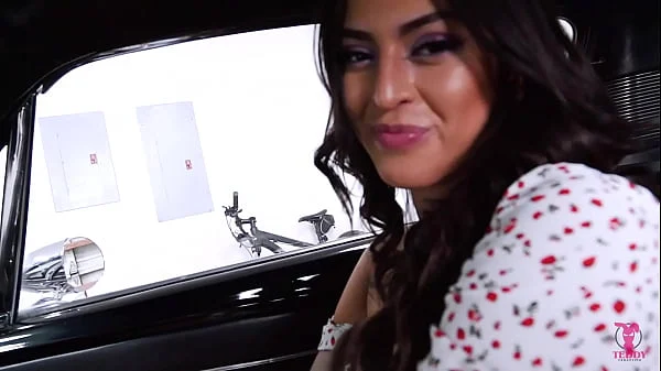 Teddy Tarantino Met Latina Babe From Parking Lot, Gets Fucked in my Mustang ’67