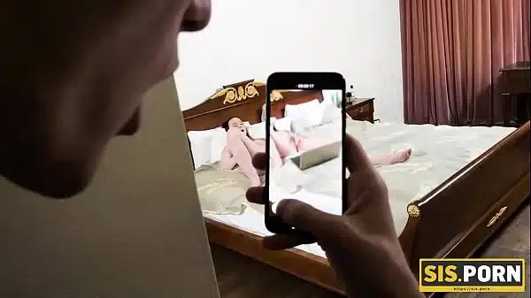 Sis Porn Teen Has Grown Up So Its A Good Time For Stepbrother To Teach Chick Fuckin