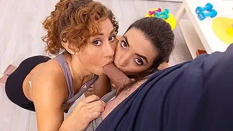 lifting and pumping latina threesome pov melody petite and frida sante