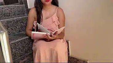 Indian Step Daughter Fucked by Step Dad Having Hardcore Sex in hindi